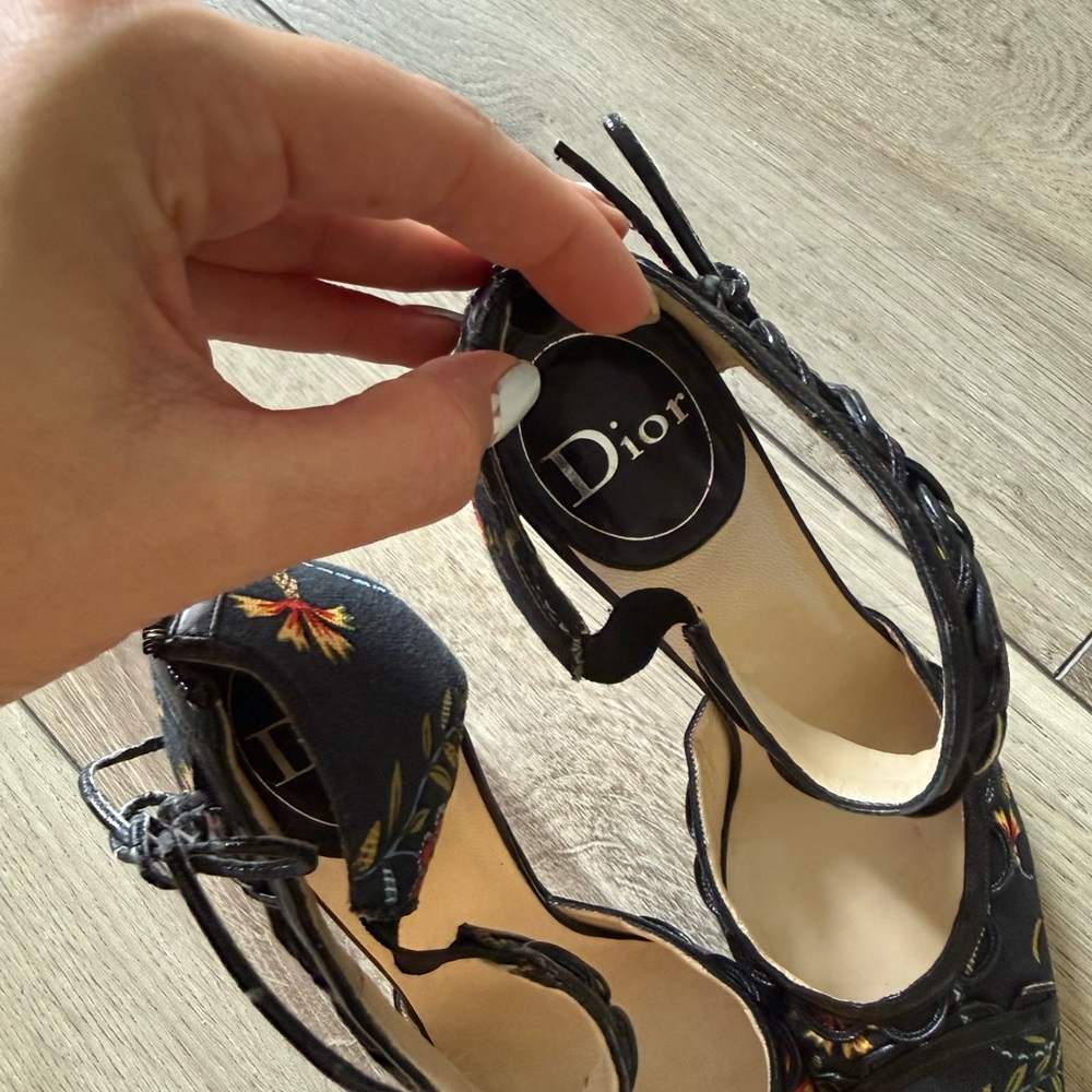 Dior, John Galliano era Floral Ankle Strap Heels size 40 - Picture 5 of 10